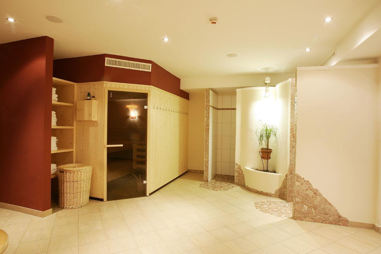 Hotel Wieser มิทเทอร์ซิลล์ ภายนอก รูปภาพ